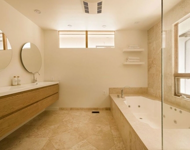 3600 Mandeville Canyon Road - Photo Thumbnail 9