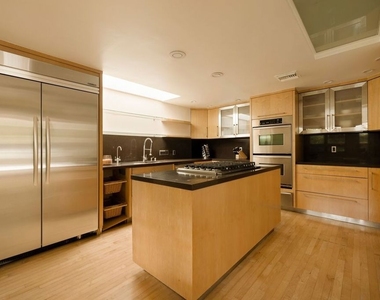 3600 Mandeville Canyon Road - Photo Thumbnail 5