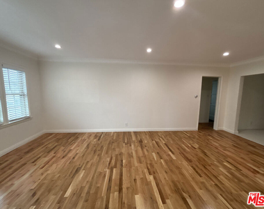 947 S Bedford Street - Photo Thumbnail 1