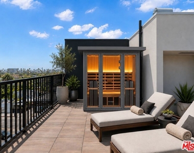 1808 Lincoln Boulevard - Photo Thumbnail 14