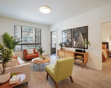100 S Alameda Street - Photo Thumbnail 3