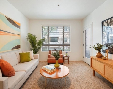 100 S Alameda Street - Photo Thumbnail 1