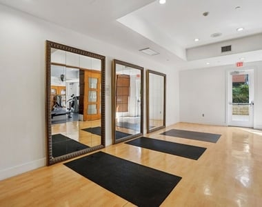 100 S Alameda Street - Photo Thumbnail 40