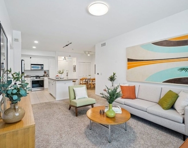 100 S Alameda Street - Photo Thumbnail 7