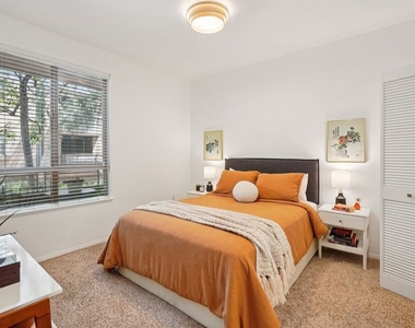 100 S Alameda Street - Photo Thumbnail 17