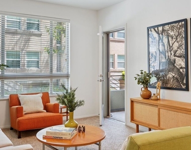 100 S Alameda Street - Photo Thumbnail 4