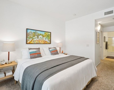 100 S Alameda Street - Photo Thumbnail 27