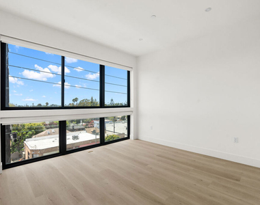 1808 Lincoln Boulevard - Photo Thumbnail 16