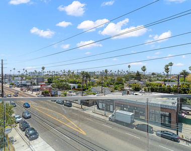 1808 Lincoln Boulevard - Photo Thumbnail 20