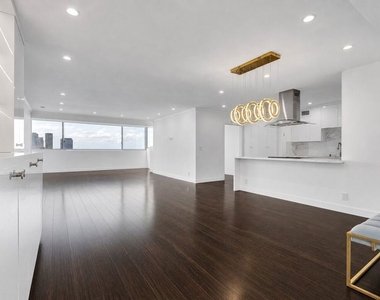 865 Comstock Avenue - Photo Thumbnail 1