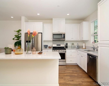 511 Sandpiper Way - Photo Thumbnail 8