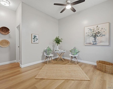8320 Regents Rd. - Photo Thumbnail 7