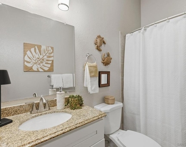 8320 Regents Rd. - Photo Thumbnail 21