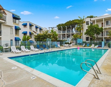 8320 Regents Rd. - Photo Thumbnail 24