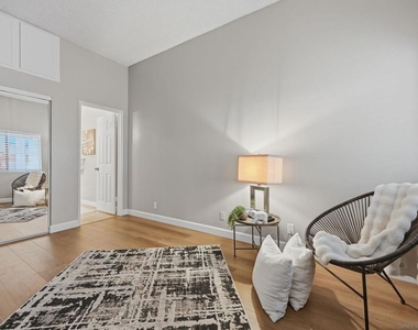 8320 Regents Rd. - Photo Thumbnail 19