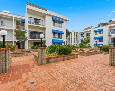8320 Regents Rd. - Photo Thumbnail 28