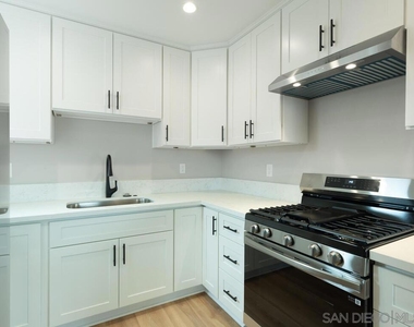 650 Colorado Ave - Photo Thumbnail 8