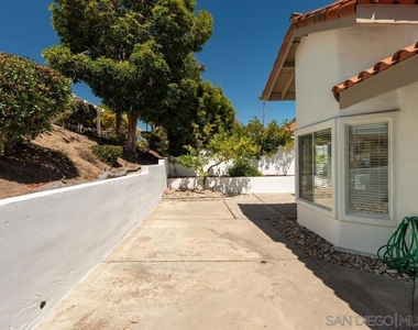 4734 Athos Way - Photo Thumbnail 31