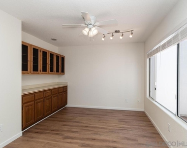 4734 Athos Way - Photo Thumbnail 14
