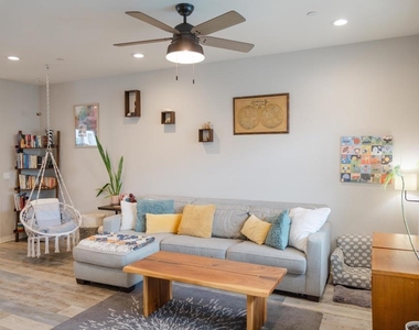 505 Lark Way - Photo Thumbnail 9
