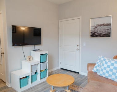 505 Lark Way - Photo Thumbnail 28