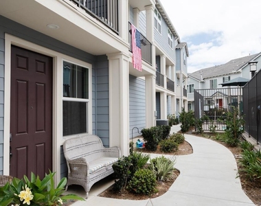 505 Lark Way - Photo Thumbnail 30