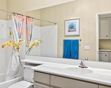 83 N Kavenish Drive - Photo Thumbnail 14