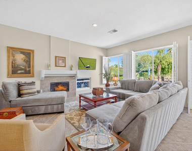 83 N Kavenish Drive - Photo Thumbnail 9