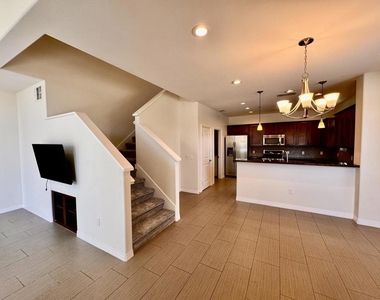52065 Graythorn Way - Photo Thumbnail 10