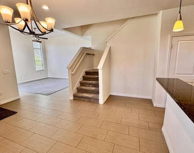 52065 Graythorn Way - Photo Thumbnail 5