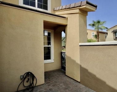 52065 Graythorn Way - Photo Thumbnail 4