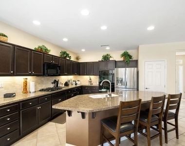 81462 Joshua Tree Court - Photo Thumbnail 13