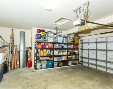 10426 Wellington Parc Drive - Photo Thumbnail 17