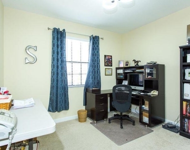 10426 Wellington Parc Drive - Photo Thumbnail 15