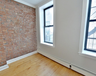 Avenue B - Photo Thumbnail 2