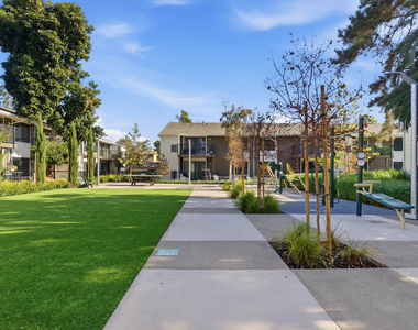 3131 Homestead Road - Photo Thumbnail 28