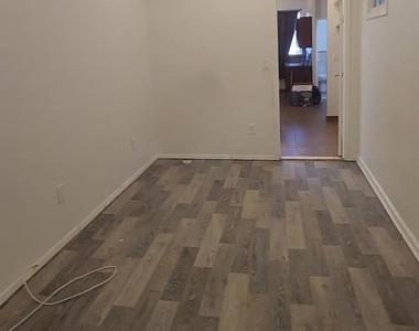 120-15 Jamaica Ave - Photo Thumbnail 12
