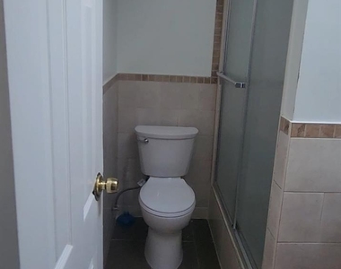 120-15 Jamaica Ave - Photo Thumbnail 4
