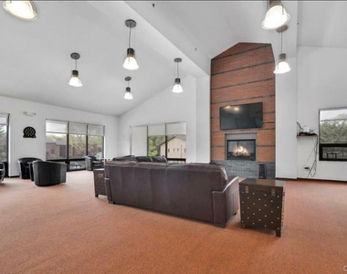 14 Charles Lane - Photo Thumbnail 25