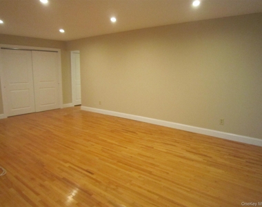 14 Charles Lane - Photo Thumbnail 8