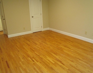 14 Charles Lane - Photo Thumbnail 11