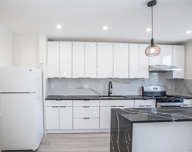 67-17 Myrtle Avenue - Photo Thumbnail 7
