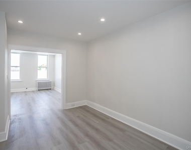 67-17 Myrtle Avenue - Photo Thumbnail 11