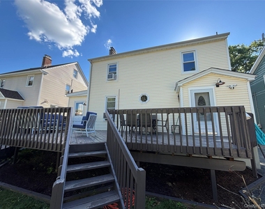 23 Perry Avenue - Photo Thumbnail 43