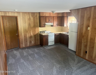 142 Old Loudon Road - Photo Thumbnail 5