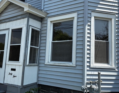 44 S Perry Street - Photo Thumbnail 1