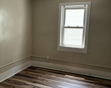 44 S Perry Street - Photo Thumbnail 5