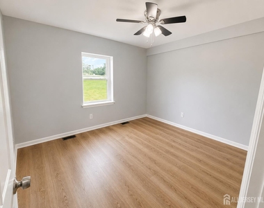 50 Davidson Road - Photo Thumbnail 9