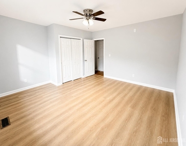 50 Davidson Road - Photo Thumbnail 7