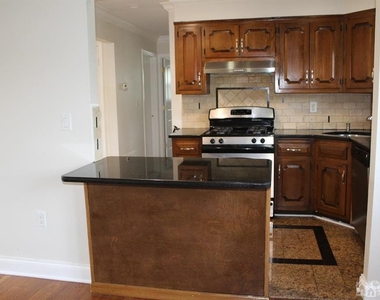 218 Nicholson Avenue - Photo Thumbnail 6